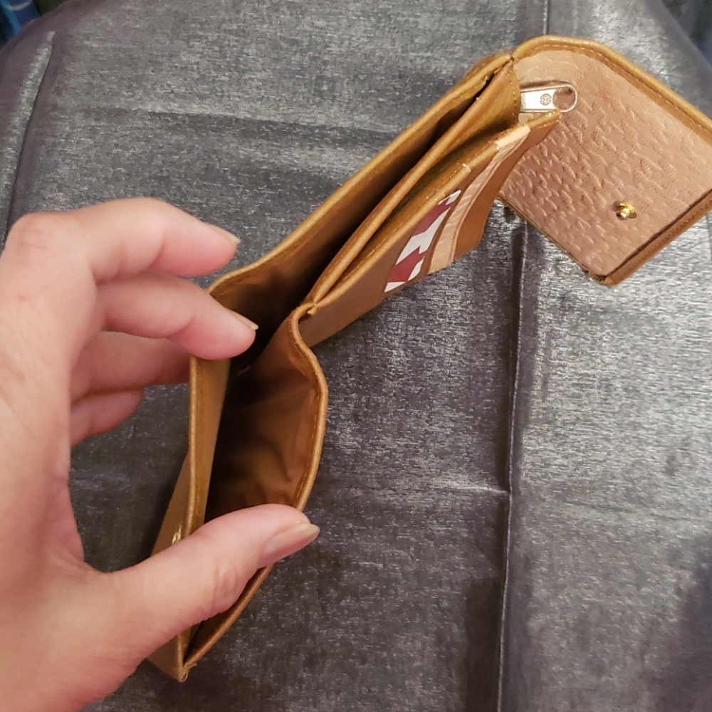 Perry Ellis America Wallet - Picture 3 of 6
